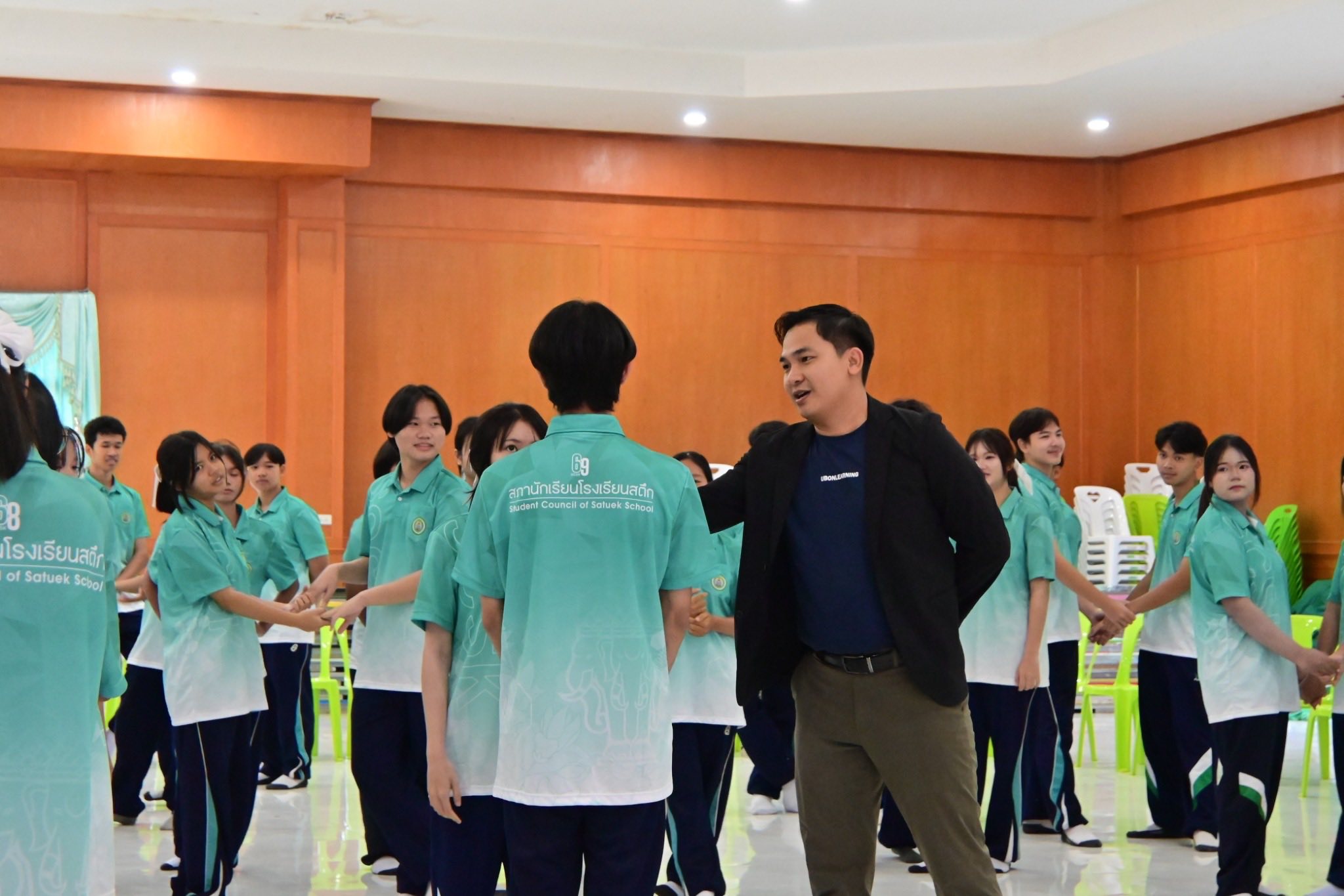 16 พฤษภาคม 2569 โรงเรียนสตึก นำโดยนายธัชเวชช์ ศานติบูรณ์ ผู้อำนวยการโรงเรียน เป็นประธานเปิดโครงการพัฒนาศักยภาพสภานักเรียนโรงเรียนสตึก ณ หอประชุมราชพฤกษ์ โรงเรียนสตึก
